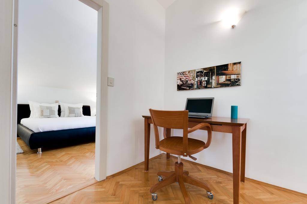 Kuca Za Odmor Kuzmanic Villa Kastela Luaran gambar