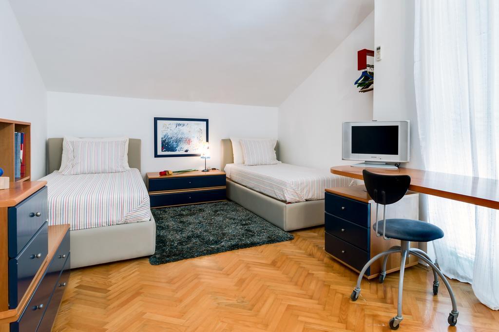 Kuca Za Odmor Kuzmanic Villa Kastela Luaran gambar