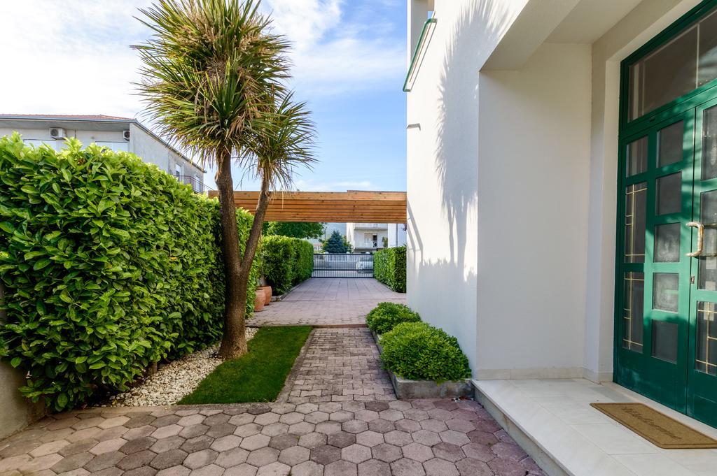 Kuca Za Odmor Kuzmanic Villa Kastela Luaran gambar