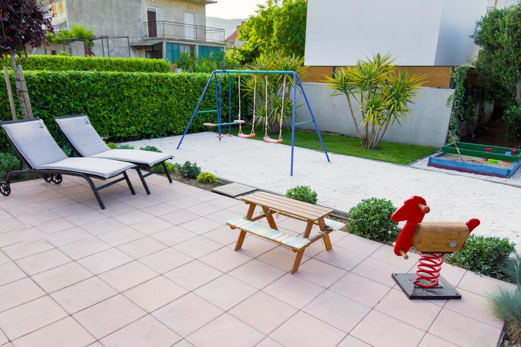 Kuca Za Odmor Kuzmanic Villa Kastela Luaran gambar